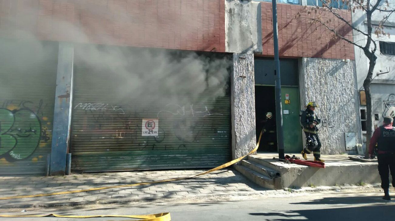 Se incendió un depósito en el barrio porteño de Barracas