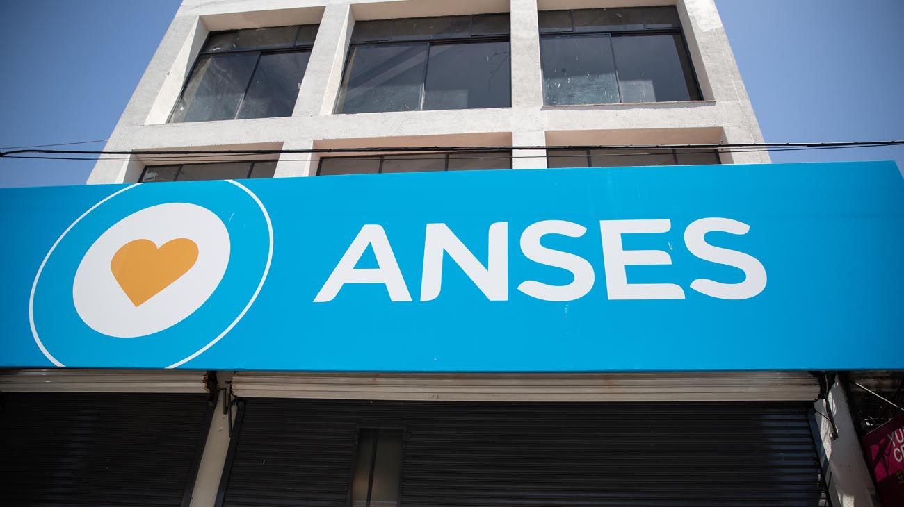 Calendario de pagos de ANSES de julio: quiénes cobran hoy, jueves 6