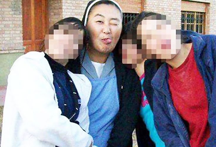 Piden la captura de una monja por encubrir a curas pedófilos
