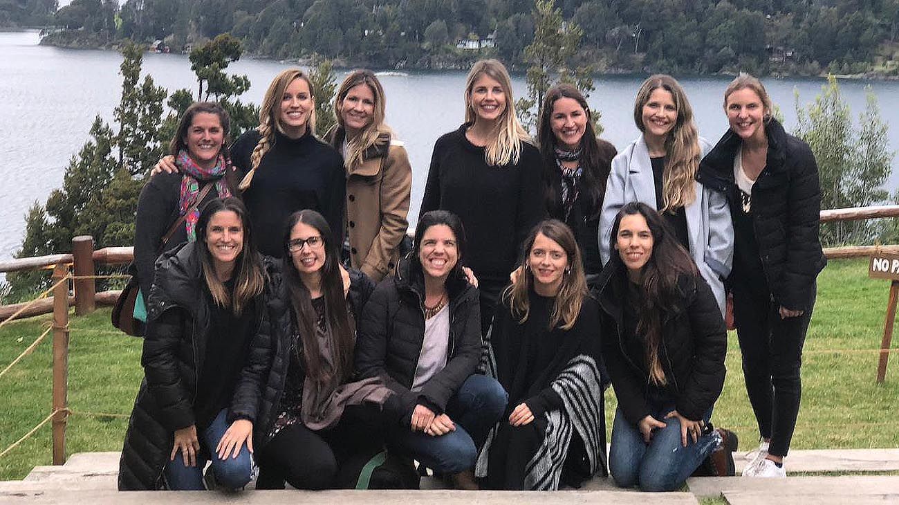 Grupos de amigos eligen la nieve para compartir viajes como ‘de egresados’