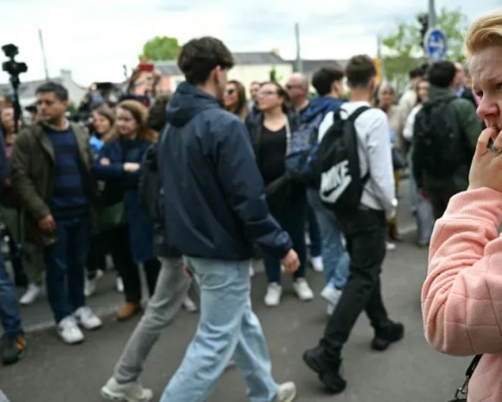 Tragedia en Francia: hay un alumno muerto y tres heridos en un ataque con cuchillo