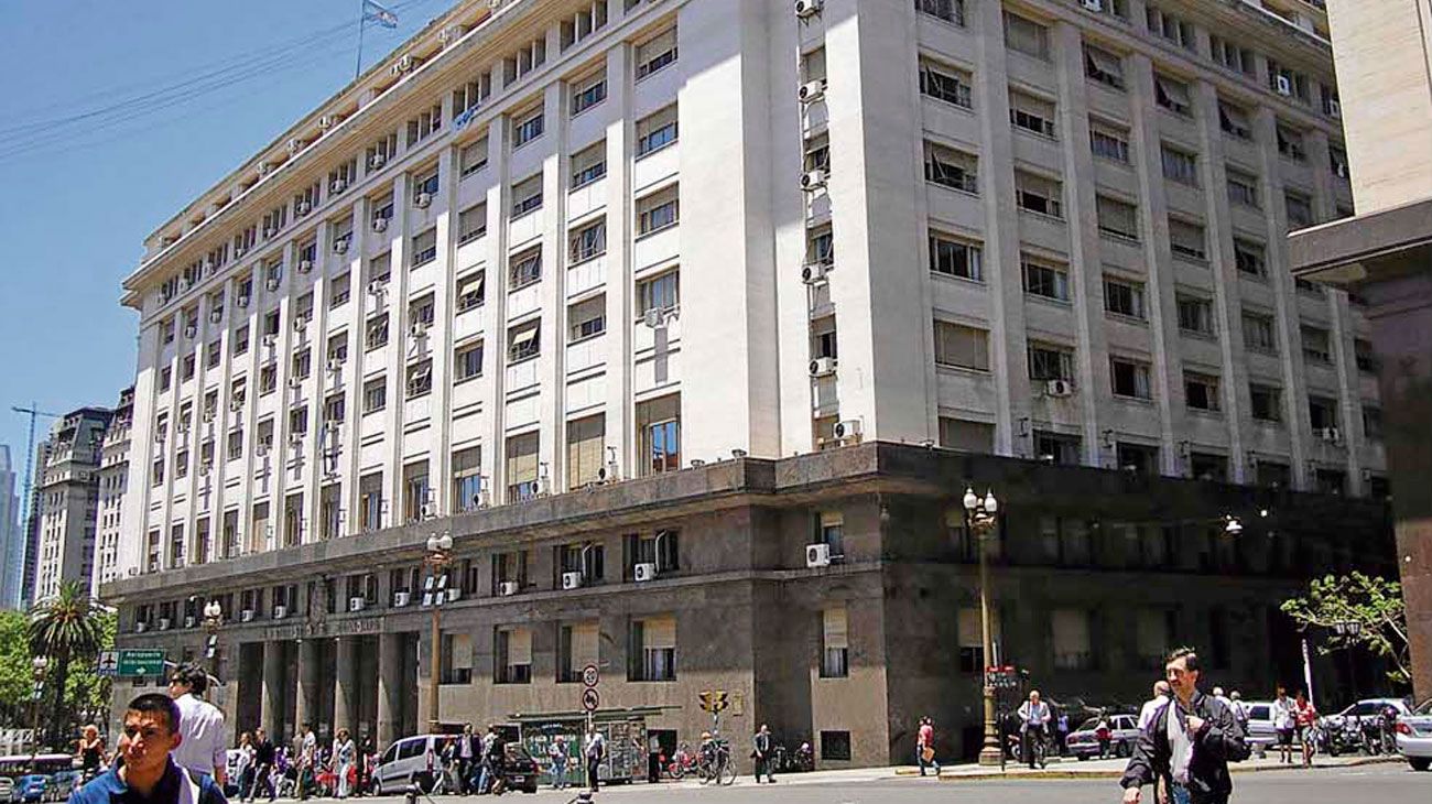 3.150 empresas, con el grueso de la deuda comercial