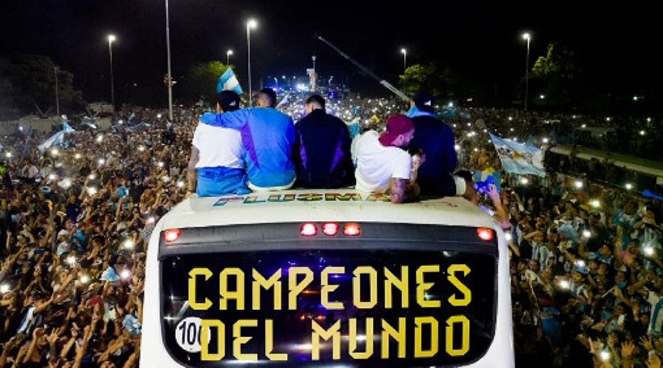 Las 34 mejores fotos del recibimiento multitudinario a la Selección campeona del Mundo