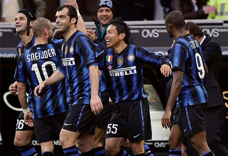 El Inter golea y sueña en Italia