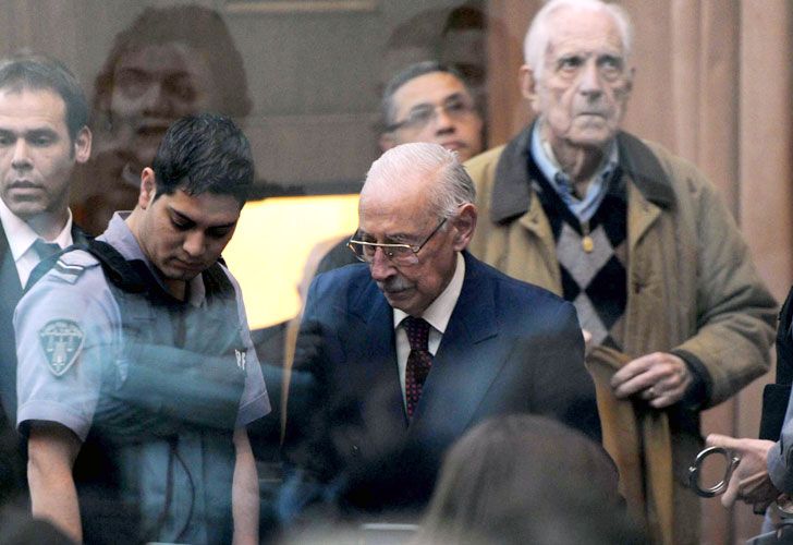 Videla no desea hacer comentarios sobre sus entrevistas con el Papa