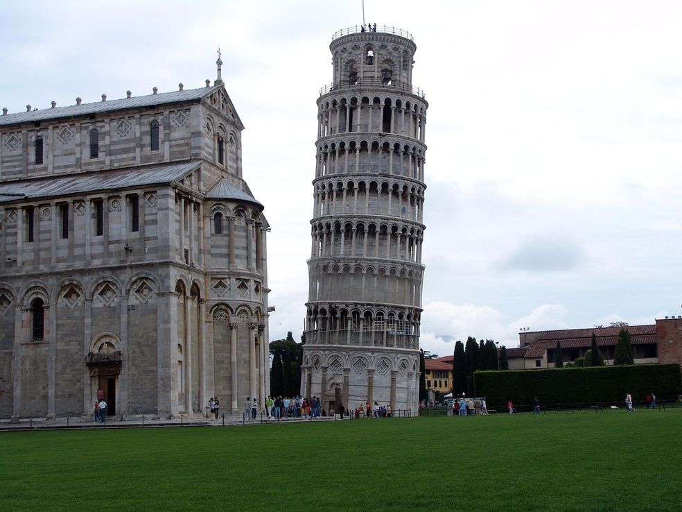 La Torre de Pisa: por qué se inclina y cómo fue su construcción