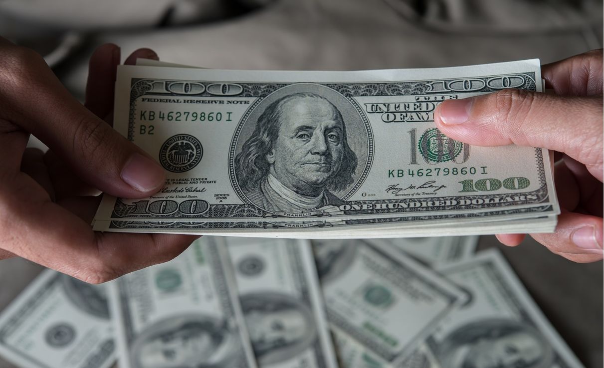 El dólar blue opera estable este 4 julio