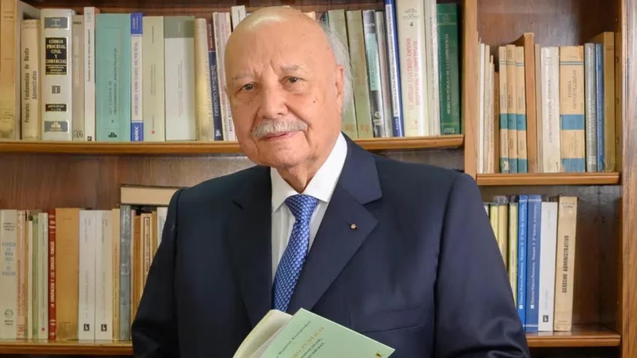 Nueva distinción académica para el jurista Juan Carlos Cassagne
