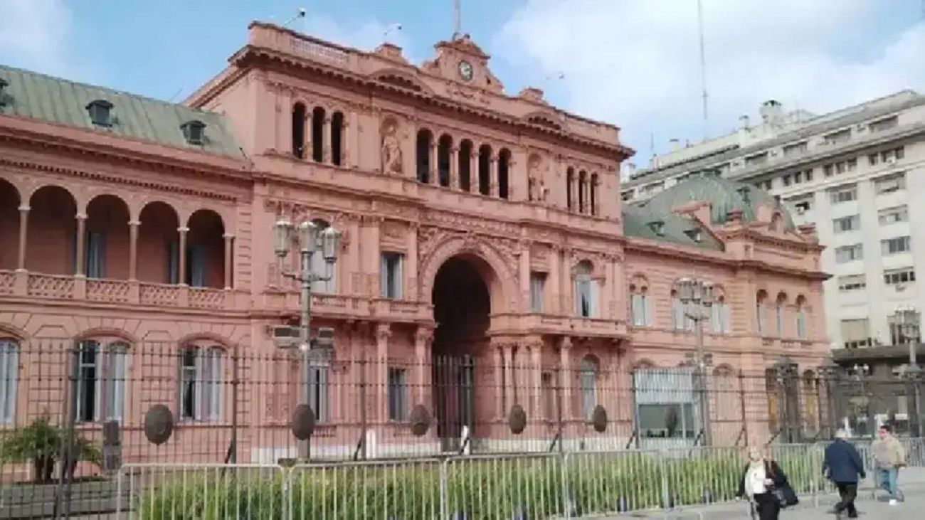 Corrupción, fanatismo y desgaste en la Argentina de Milei