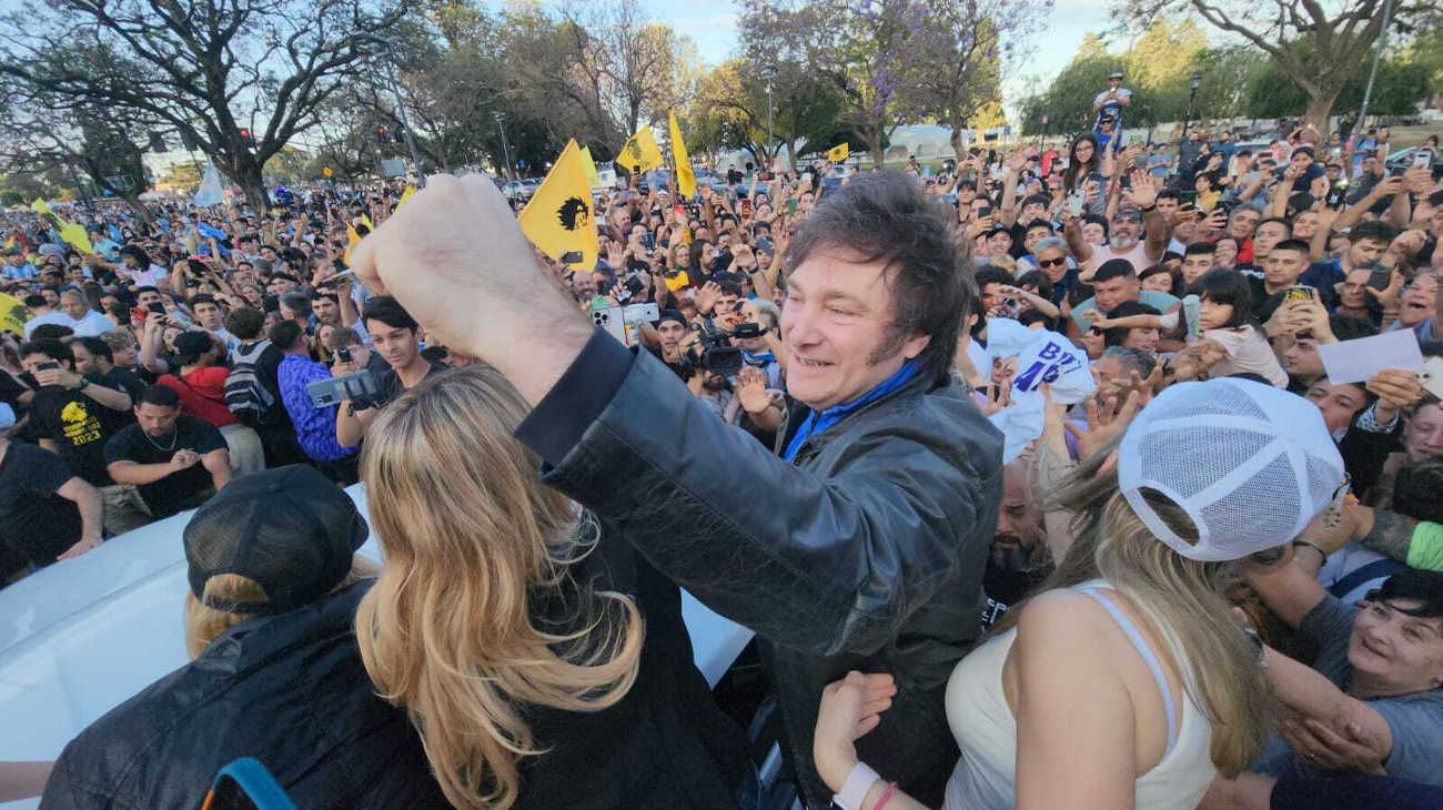 La Libertad Avanza ganó en Santa Fe, Fuerza Patria quedó segundo y Pullaro en tercer lugar