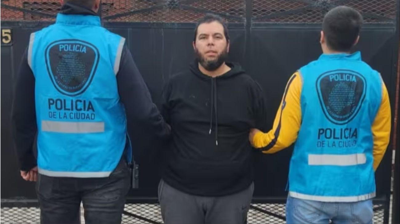 Un llamado anónimo por la recompensa, una "changa" y un cambio de look: las claves en la captura del asesino del peluquero
