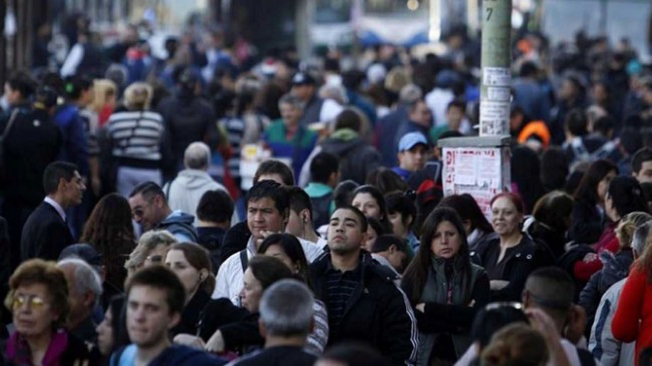 El plan del Gobierno para orientar a los inmigrantes hacia el interior