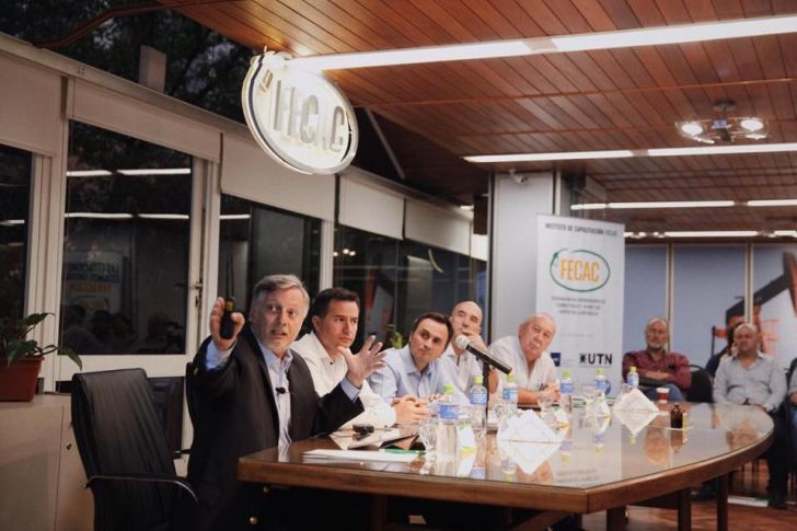 La Federación de Combustibles quiere a Aranguren como ‘gurú’