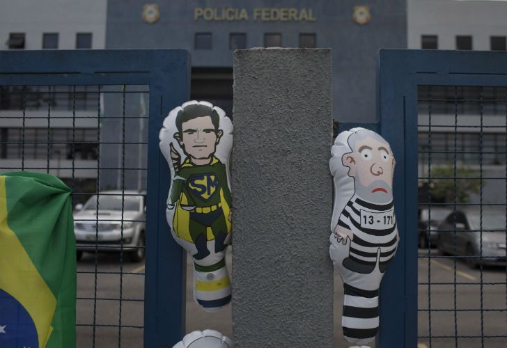Lula en prisión: miró el partido del Corinthians y piensa en su candidatura
