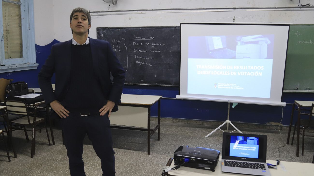 El Gobierno acusa de "irresponsable" al Frente de Todos por pedir el apartamiento de Smartmatic