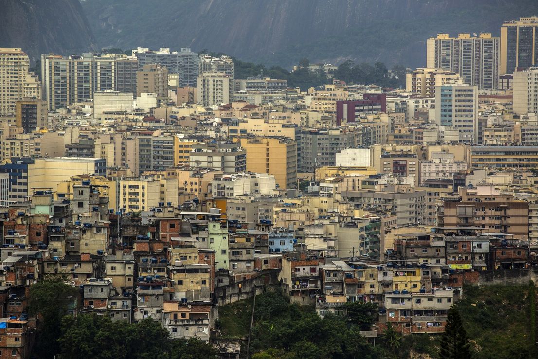 Emiratos Árabes prometen inversiones millonarias en Brasil, pero con una condición