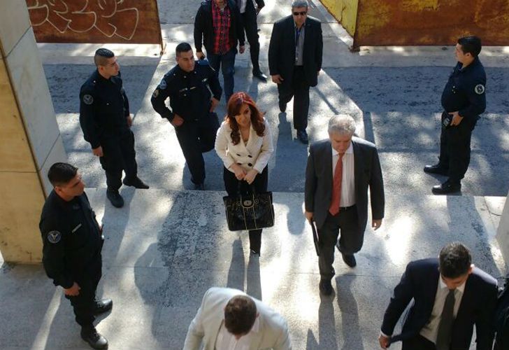 Cristina cree que Bonadio tratará de impedir que asuma