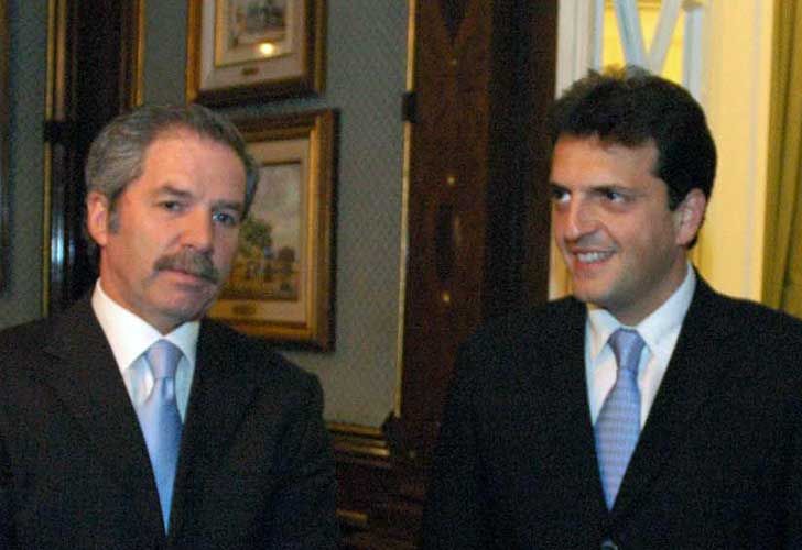 Felipe Solá: "El que trabaja para que haya dos peronismos trabaja para Macri"