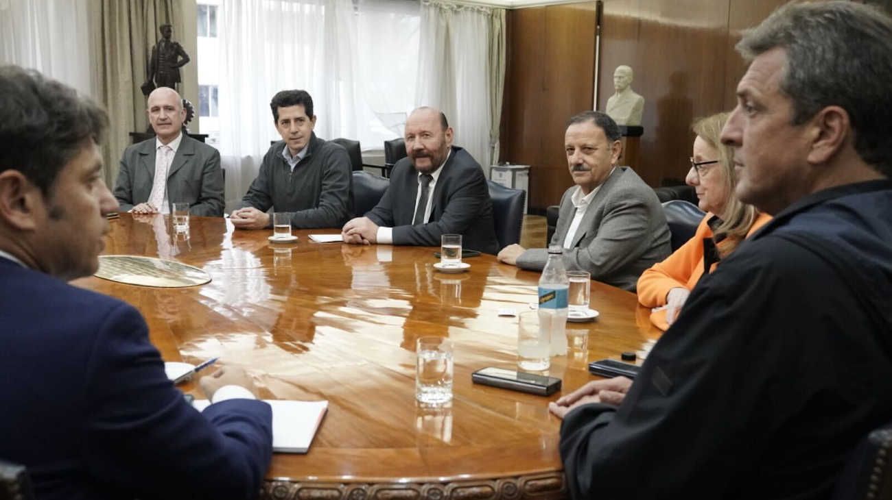 Massa se reunió con gobernadores por el pago de sueldos y aguinaldos