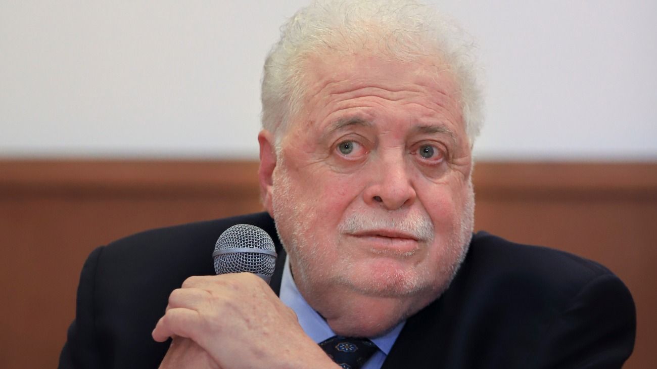 Ginés González García se reunió con todos los ministerios para coordinar cómo accionar ante el coronavirus