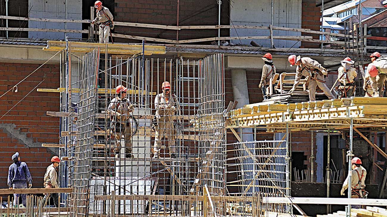 La brecha cambiaria dispara la demanda de materiales para la construcción