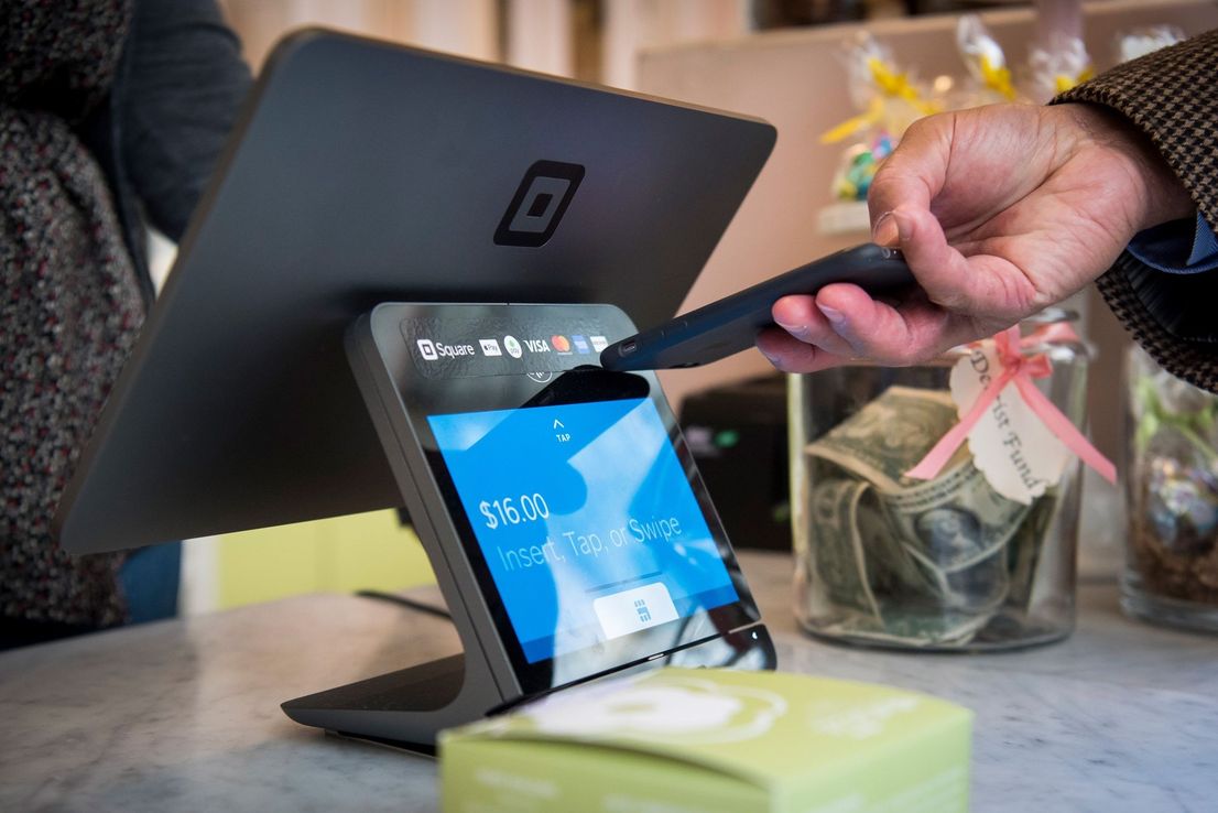 IPhones podrían aceptar pagos al contacto con tarjeta de crédito