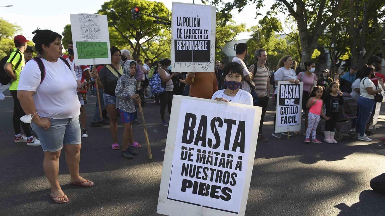 Crimen de Lucas González: los jóvenes desmintieron la versión de los policías