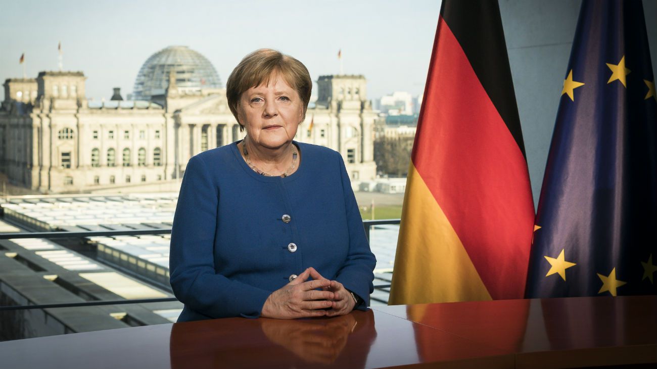 Angela Merkel dio negativo en el primer test de coronavirus y permanece en cuarentena