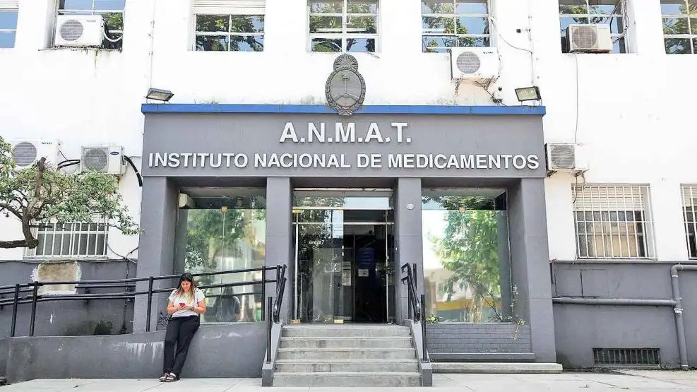 La ANMAT se activa: en 48 horas clausuró dos laboratorios por no cumplir con buenas prácticas de manufactura