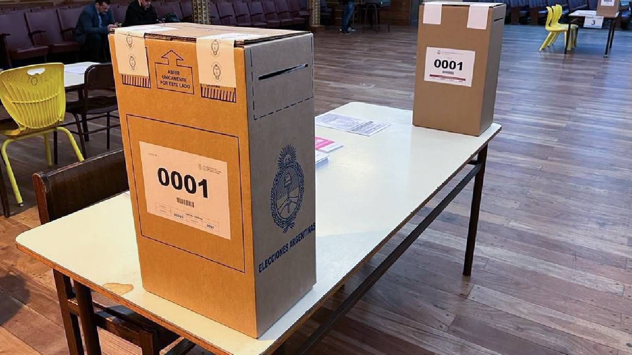 Elecciones 2023: ¿Cómo se votará el 22 octubre en la Ciudad de Buenos Aires con la doble boleta papel?
