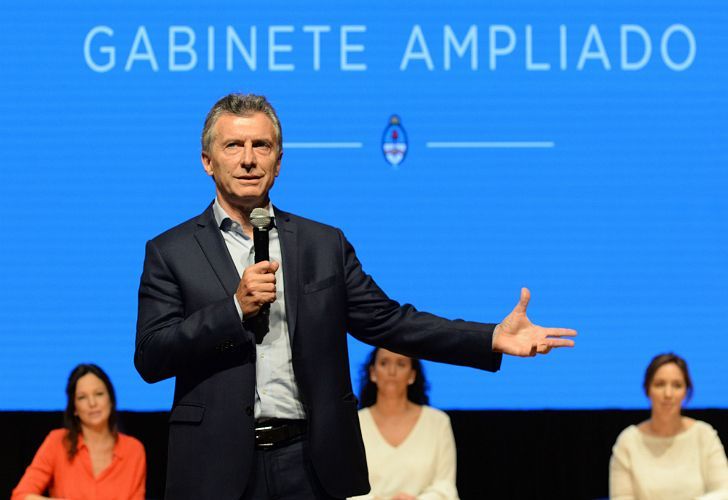 Prorrogan la revisión de 3 mil contratos de funcionarios macristas que siguen en el Estado