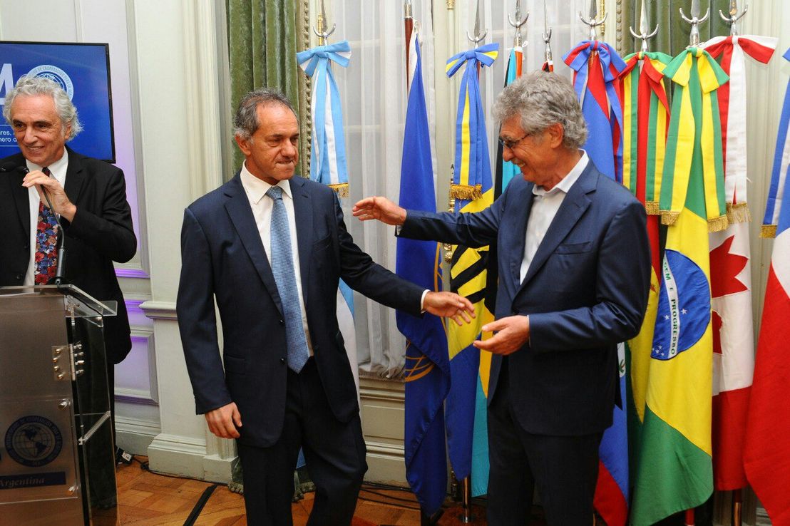 El IICA distinguió a Hugo Sigman y elogió a Daniel Scioli antes de partir a Brasilia