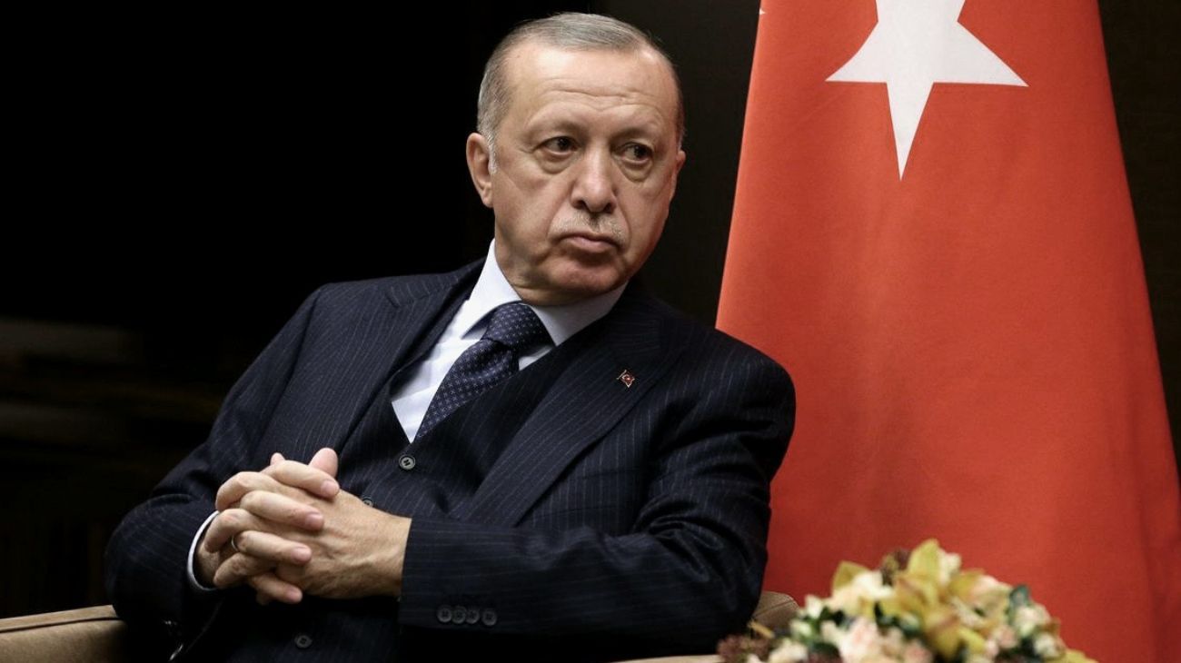 Turquía detiene a constructores y lucha contra los saqueos