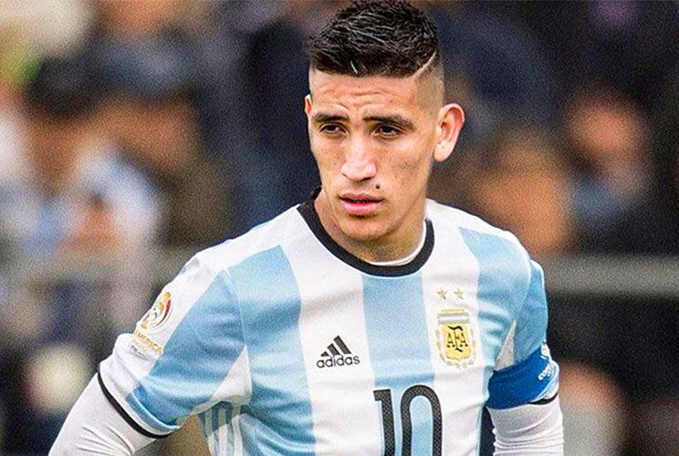 Centurión y Armani, adentro