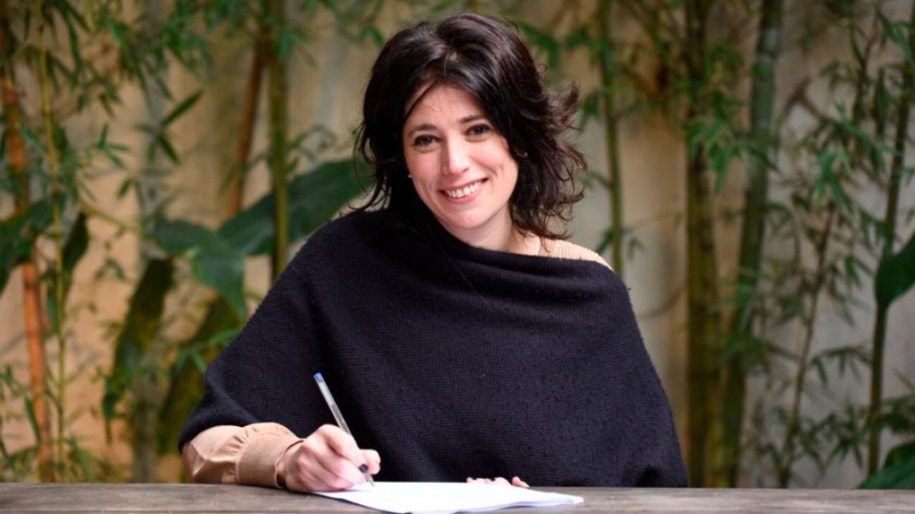 Sabrina Ajmechet: "Es bueno para la democracia argentina que no compremos buzones"