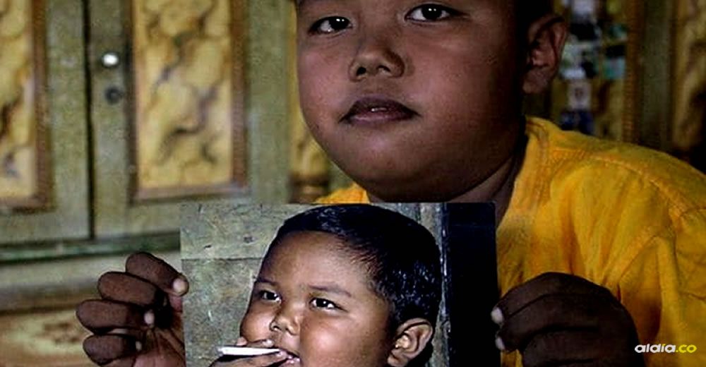 Aldi Rizal, el bebé fumador que se hizo viral en 2010 y hoy es símbolo de concientización
