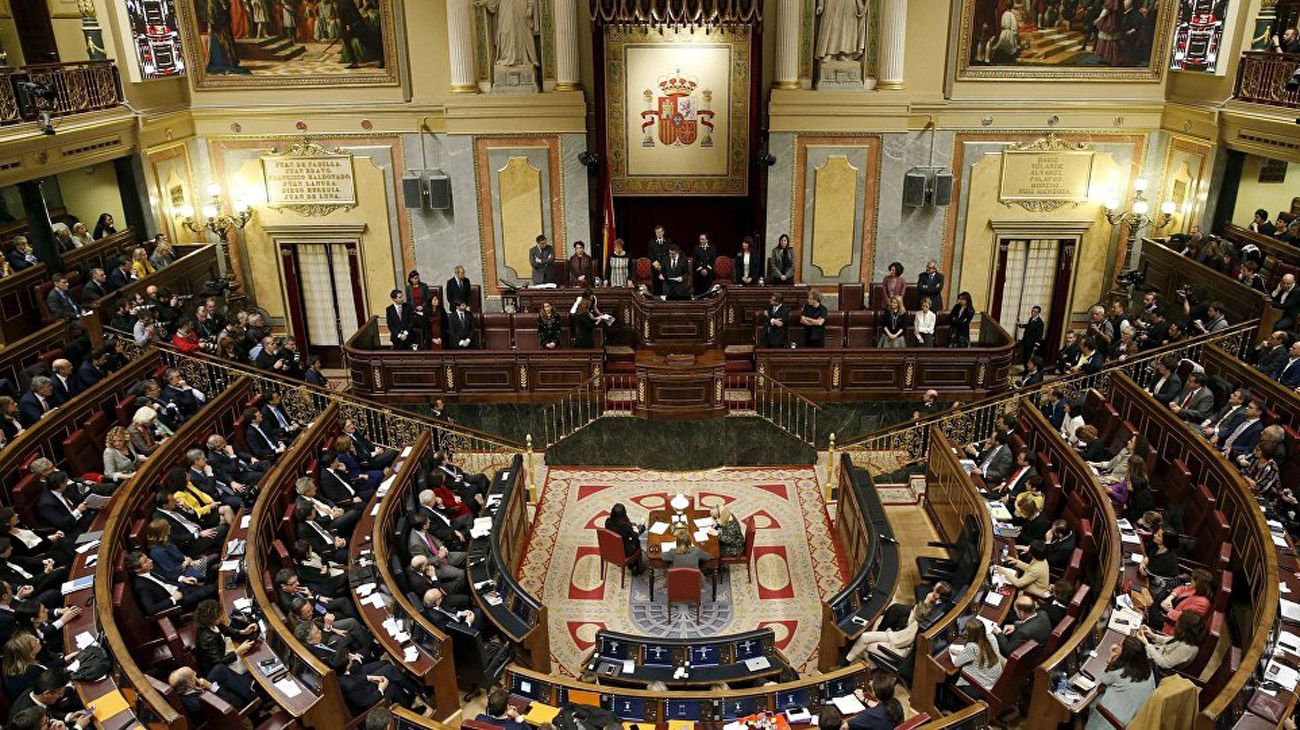 El parlamento español aprobó la exhumación de los restos de Francisco Franco