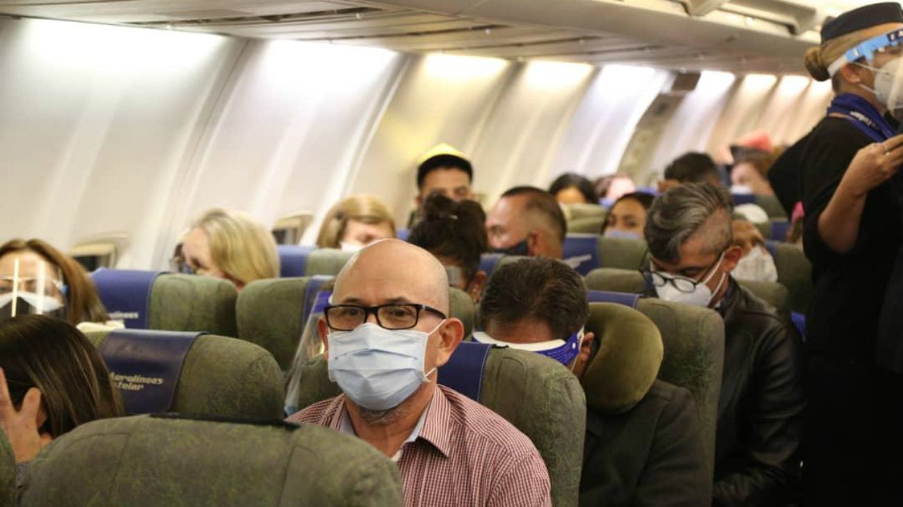 Una "realidad adversa" obligó a 125 venezolanos a dejar Argentina y volver a su país