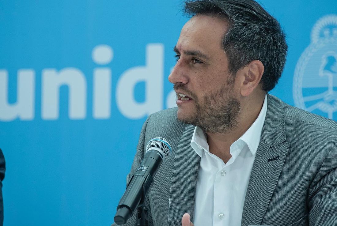 Cabandié concurre al Senado en medio de la polémica por los incendios de Corrientes
