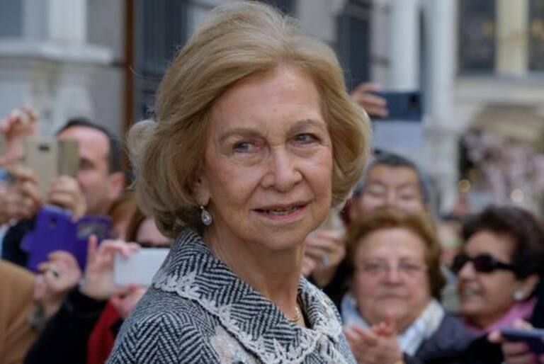 La reina Sofía tuvo que ser internada en una clínica de Madrid