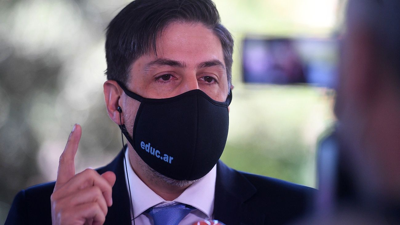Nicolás Trotta: "Si tenemos que restringir las vacaciones, lo vamos a hacer"