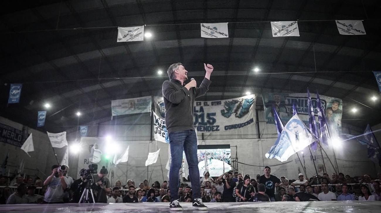El mensaje de Máximo Kirchner al Gobierno: "Hay que cortarla con las pendejadas de la televisión"