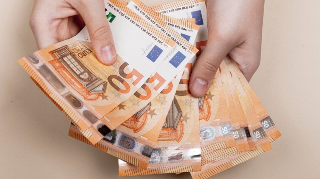 A cuánto cerró el euro blue hoy, jueves 16 de abril