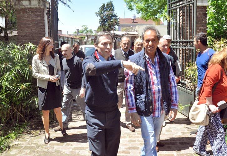 Scioli recorre Esteban Echeverría y Quilmes en plena veda electoral