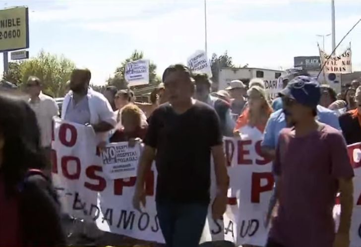 Protesta de los trabajadores del Posadas en el Acceso Oeste