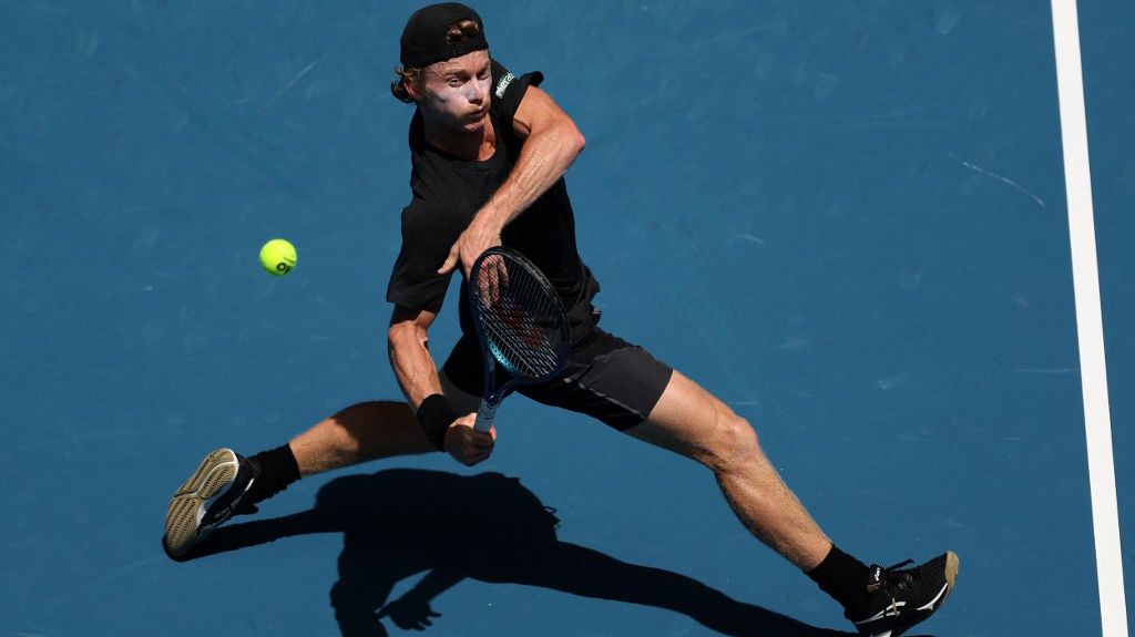 Francisco Cerúndolo y Sebastián Báez arrancaron ganando en el Abierto de Australia