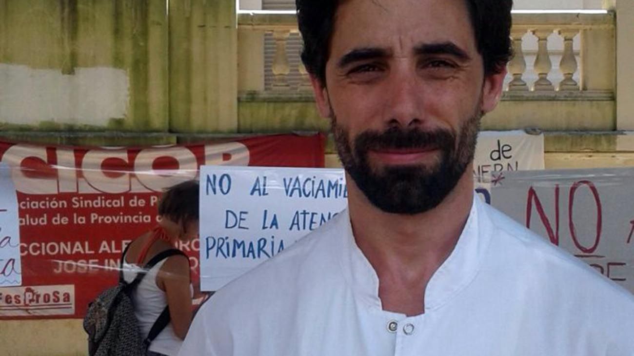 Médicos se pliegan al reclamo policial: piden paritarias y convocan a una protesta