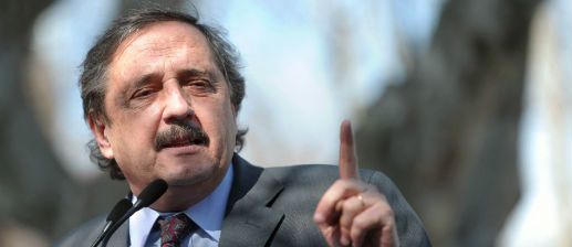 Alfonsín: "No quiero ser candidato para decir a todo que sí"