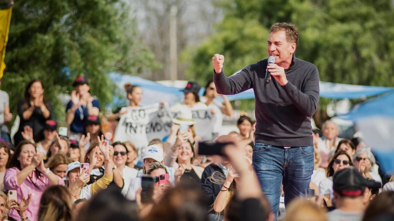En Mercedes, un masivo plenario de mujeres del PRO apoyó la candidatura de Diego Santilli