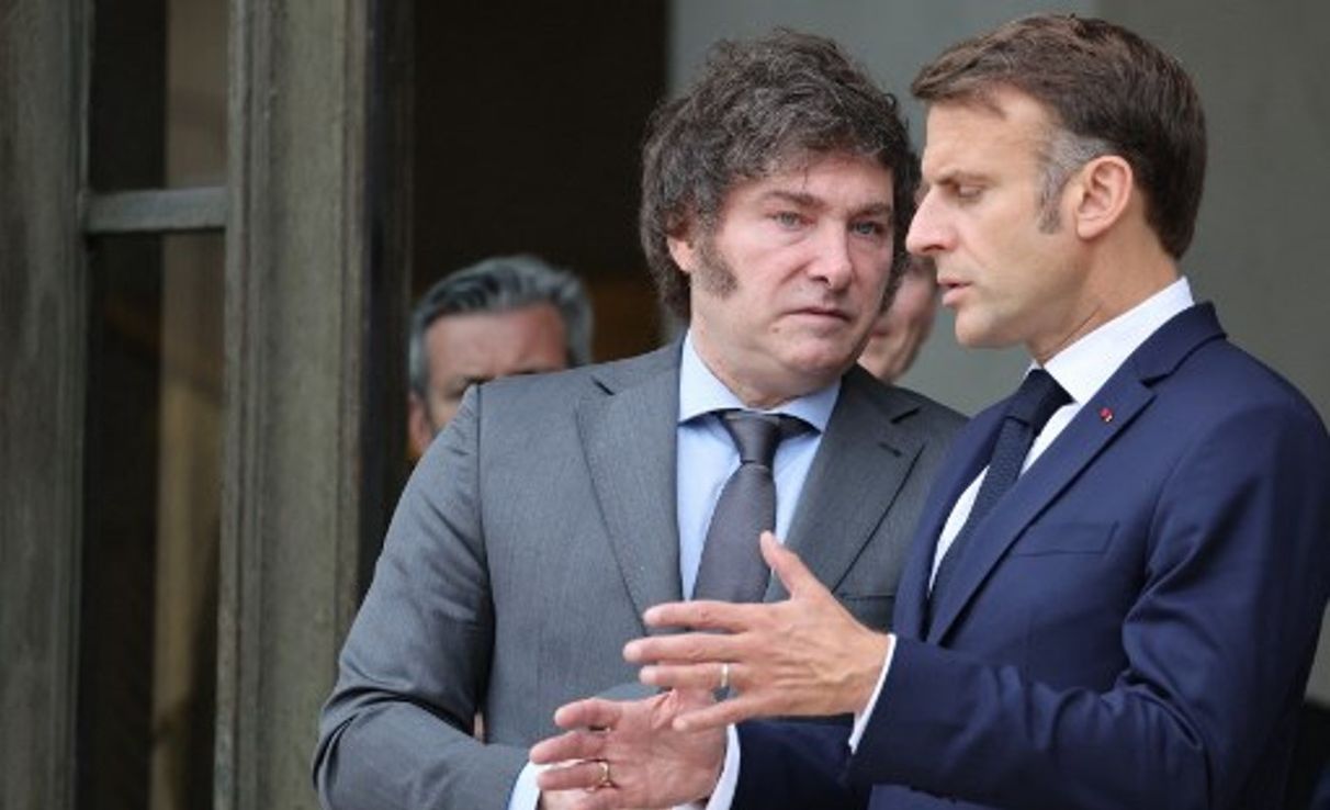 Familias de franceses desaparecidos en Argentina piden a Macron "no olvidar" sus casos